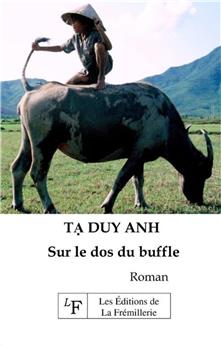 SUR LE DOS DU BUFFLE